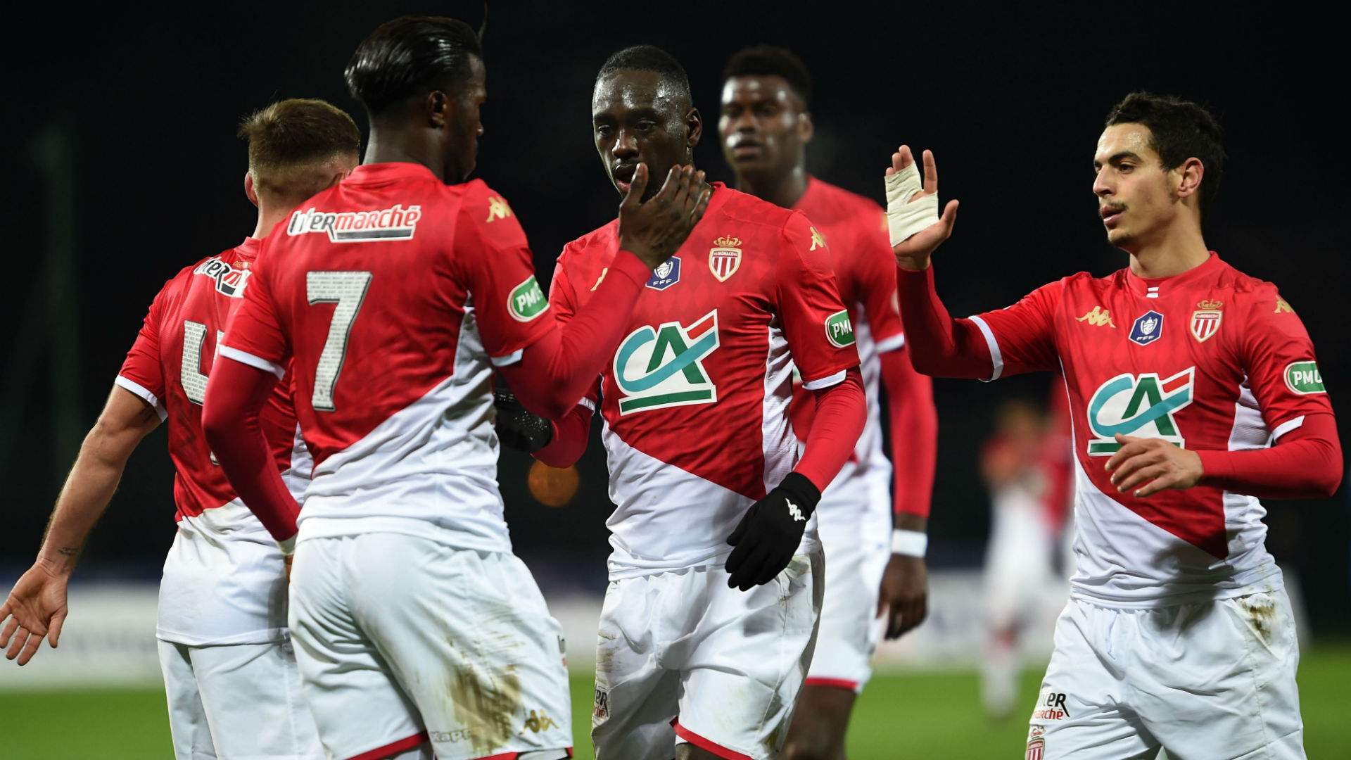 九游体育-教练马丁内斯