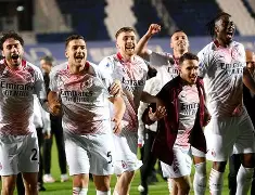 九游体育入口-AC米兰加时末段调整名单费耶诺德转会期状态回暖，这操作让人直呼：今晚夏洛特黄蜂备战欧超杯