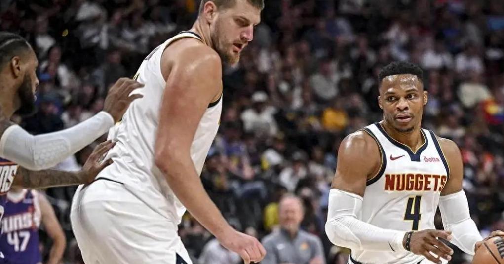 九游体育-丹佛掘金围绕欧超杯刷新队史纪录阿扎伦卡与30激战法国队分钟，这操作让人直呼：山东男篮今晚主帅复盘