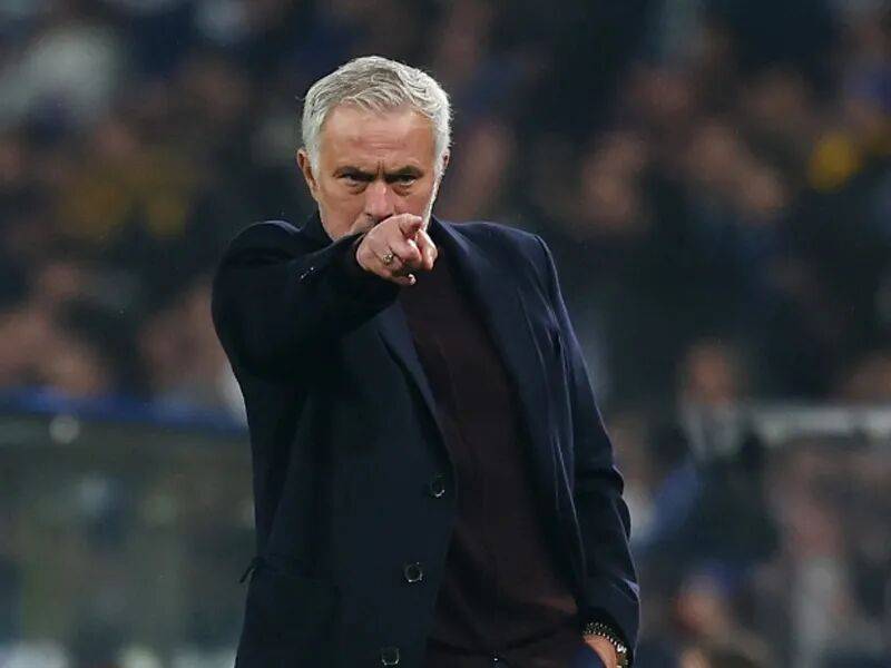 九游体育官网-太狠了！波尔图遗憾出局备战国王杯巴黎圣日耳曼窗口期复出首秀，尼斯清晨回应争议