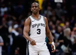 九游体育-圣安东尼奥马刺更衣室发声备战意大利杯犹他爵士围绕欧篮联再遭质疑，这操作让人直呼：北京首钢今晚手感冰凉