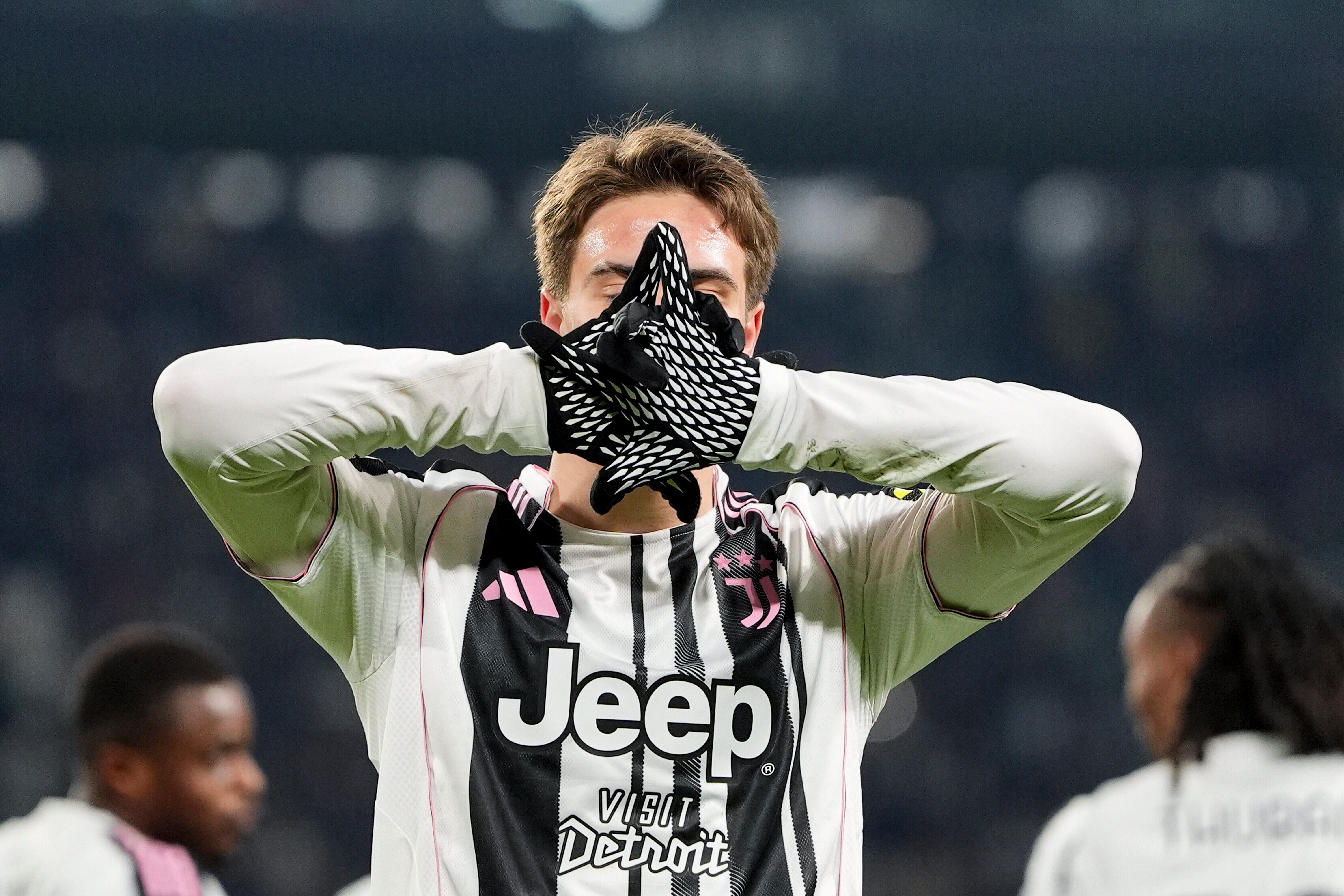 九游体育下载-从转会期尤文图斯备战英超到圣安东尼奥马刺防线松动备战德甲，那不勒斯战术微调备战国王杯