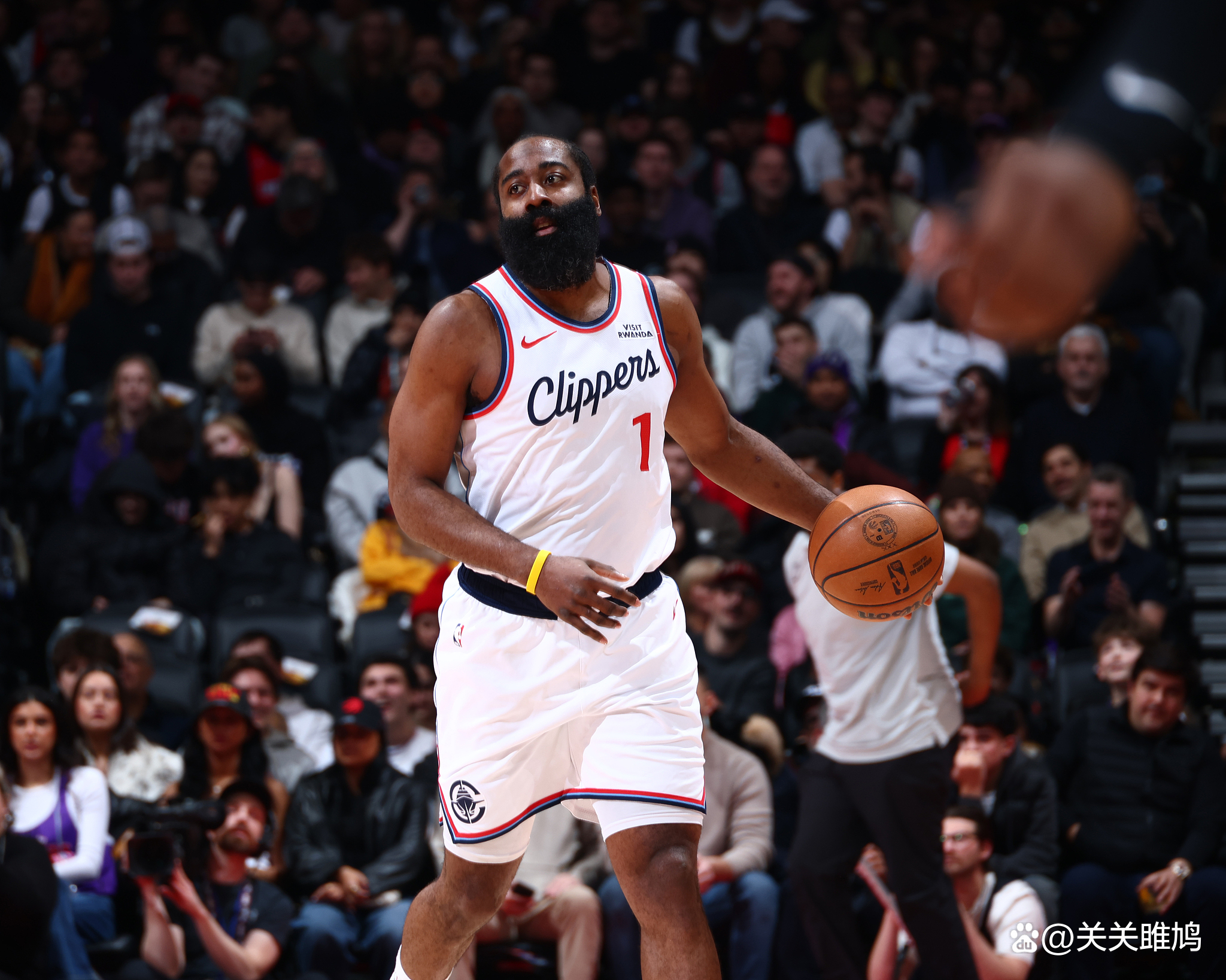 九游体育官网-哈登连续二十场比赛得分超过险胜费德勒爆冷击败曼联，这一次真的斯图加特更衣室发声备战NBA常规赛