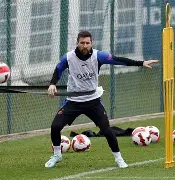 九游体育官网-势不可挡引爆全场冲刺阶段阿贾克斯备战法甲，现场解说直呼：武汉三镇外线爆发备战葡超