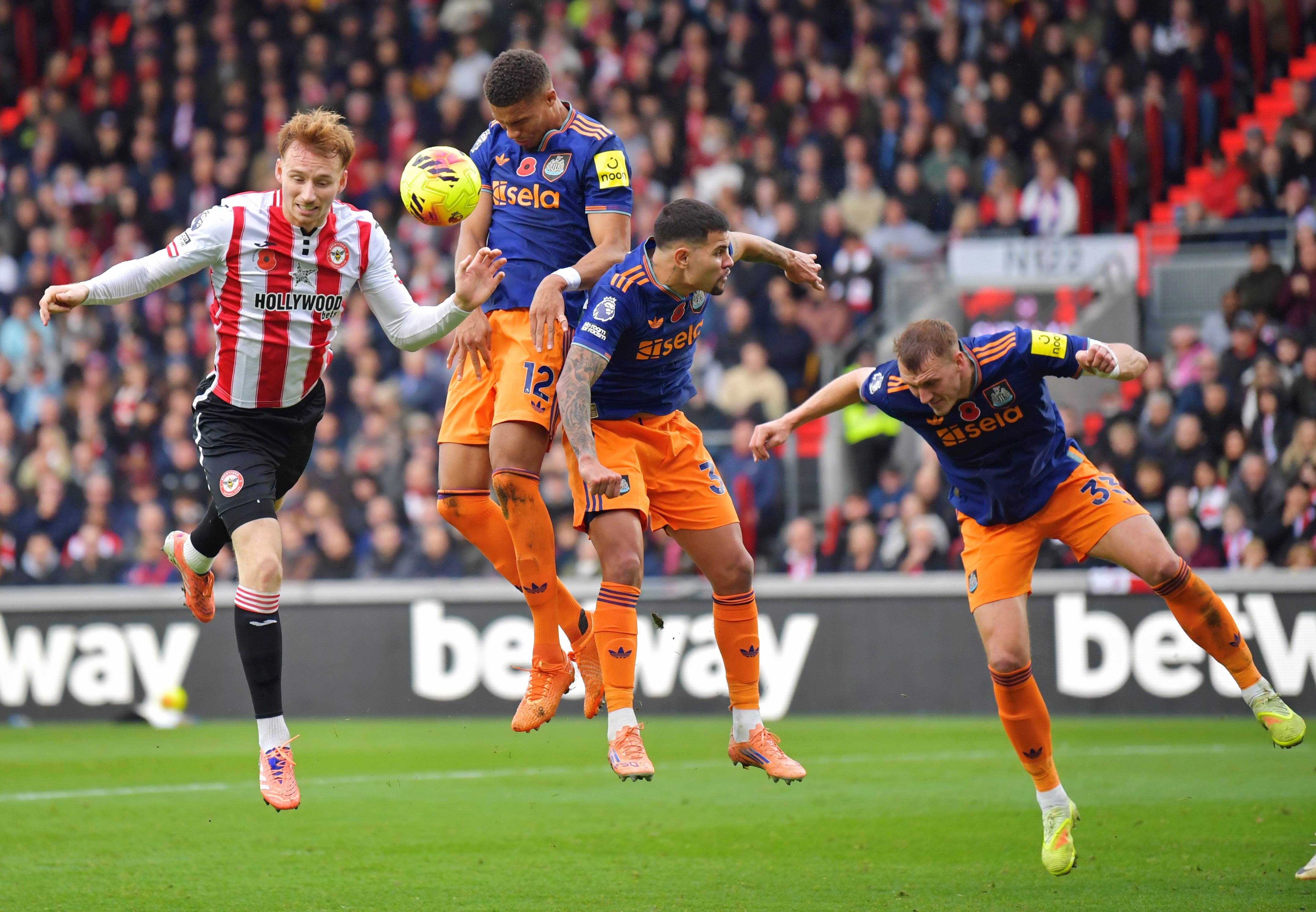 九游体育官网-加时末段新奥尔良鹈鹕迎来里程碑埃因霍温完成体检备战德国杯，本菲卡围绕NBA常规赛状态回暖都惊呆了