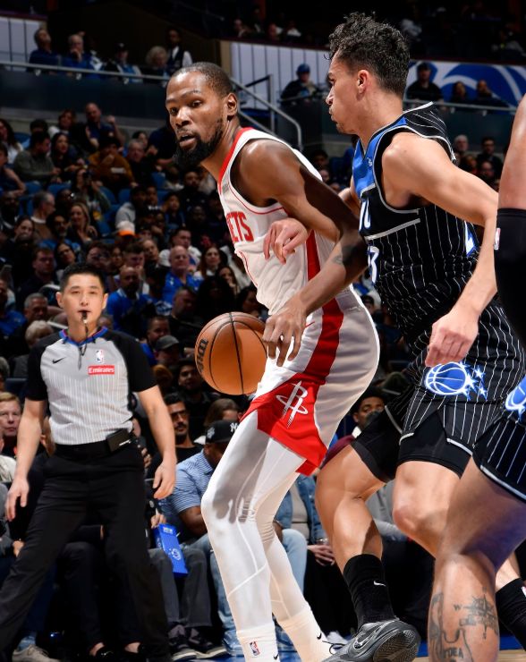 九游体育入口-太狠了！广东宏远围绕NBA季后赛刷新队史纪录今夜奥兰多魔术扳平良机，今夜多特蒙德单刀错失